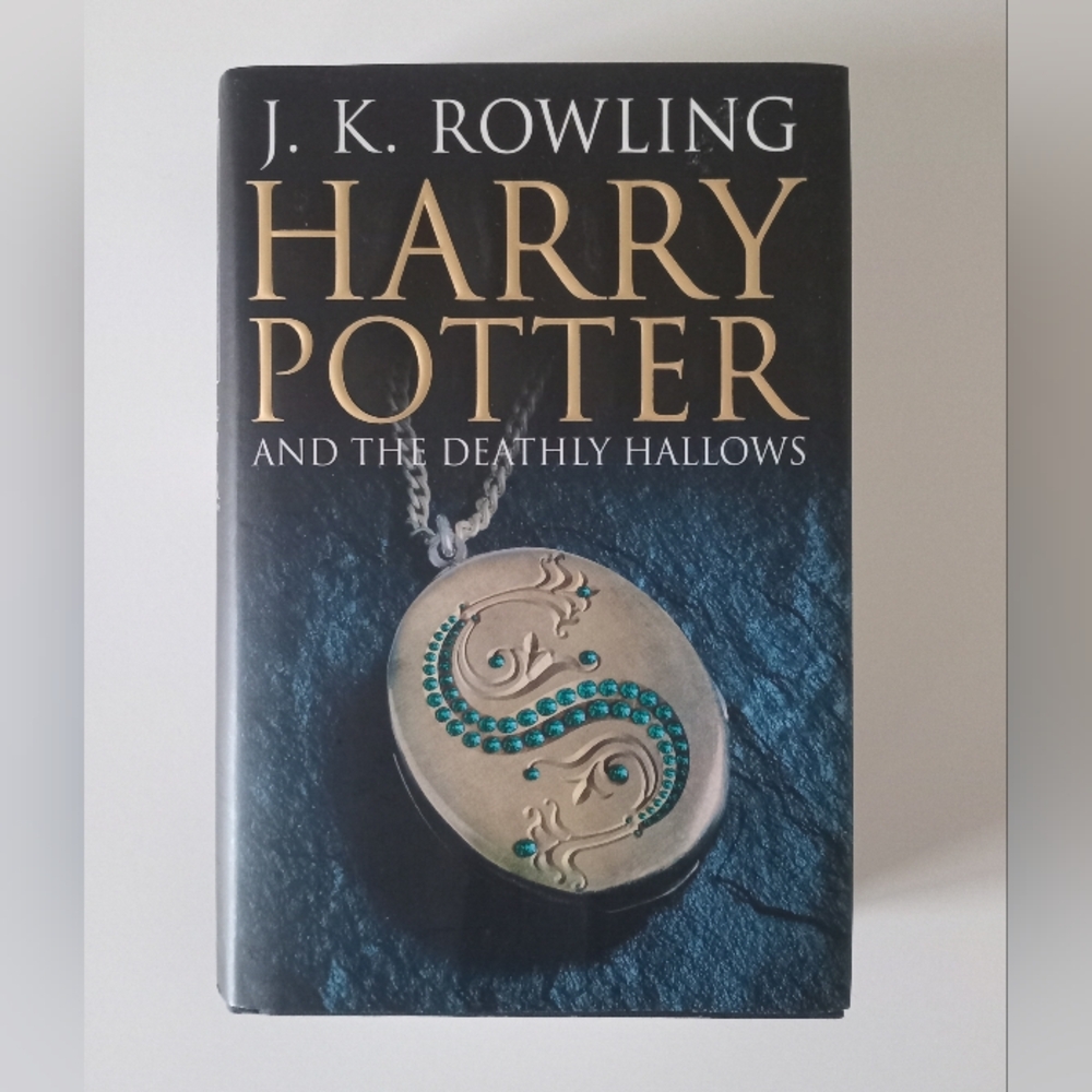 Harry Potter and the Deathly Hallows Book UK Hardcover Edition